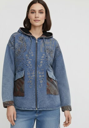 Джинсовая куртка на молнии со стразами