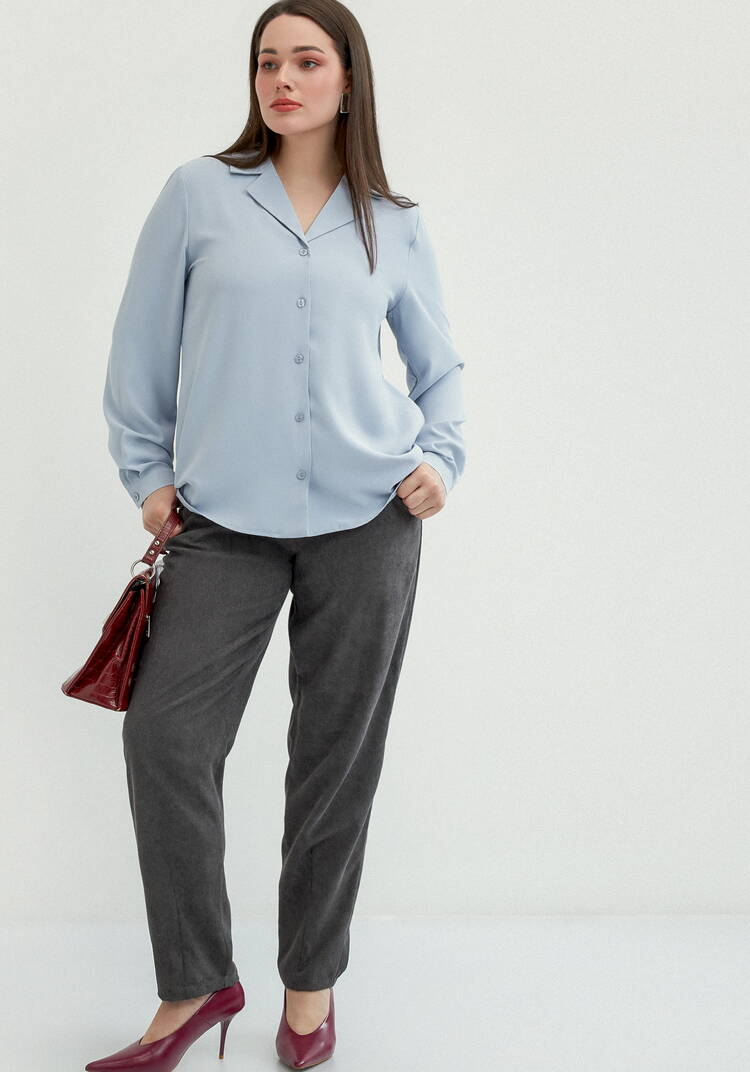 Блуза с отложным воротником с пуговицами шир.  750, рис. 31