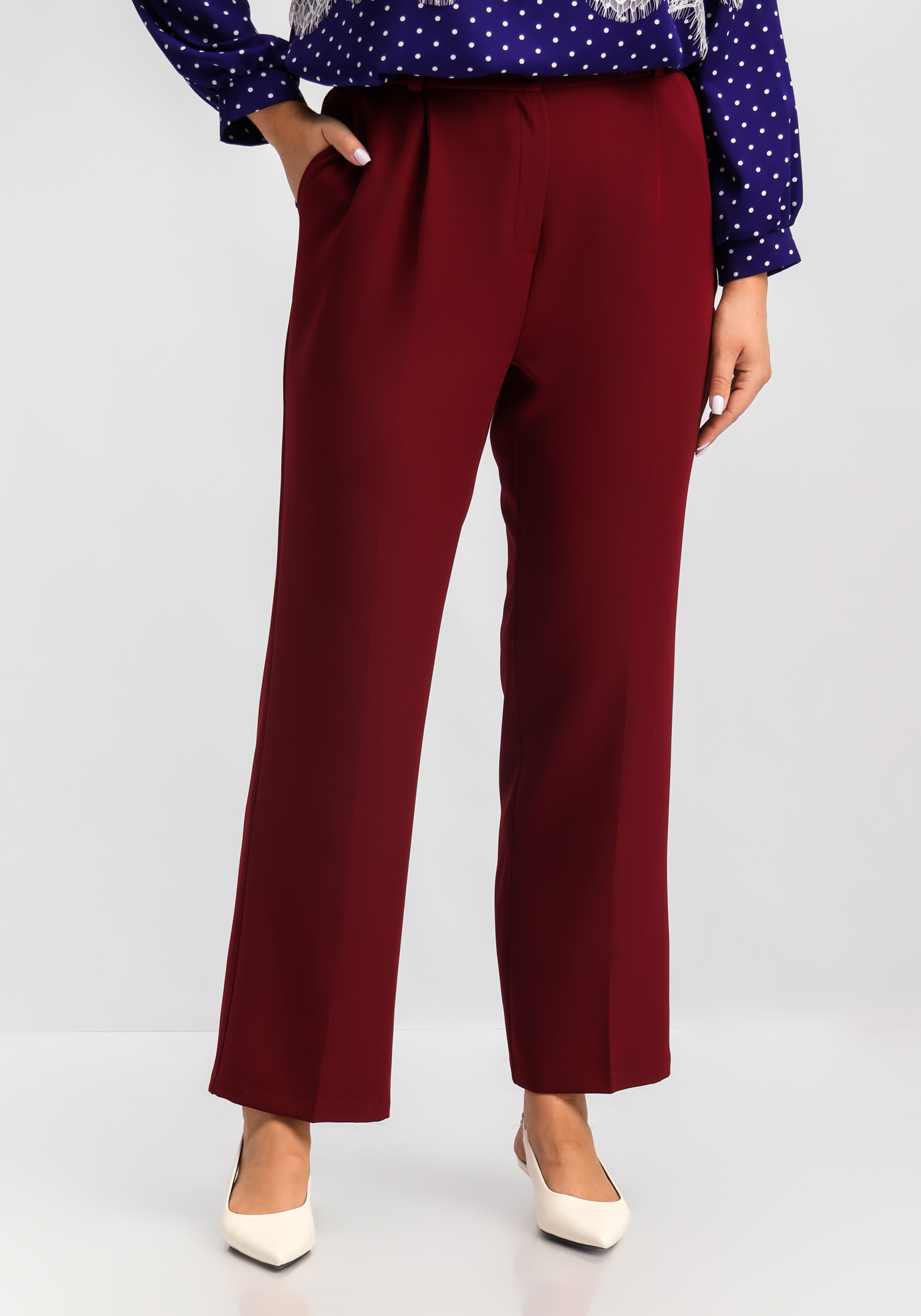 Брюки на резинке по поясу прямые 1299₽