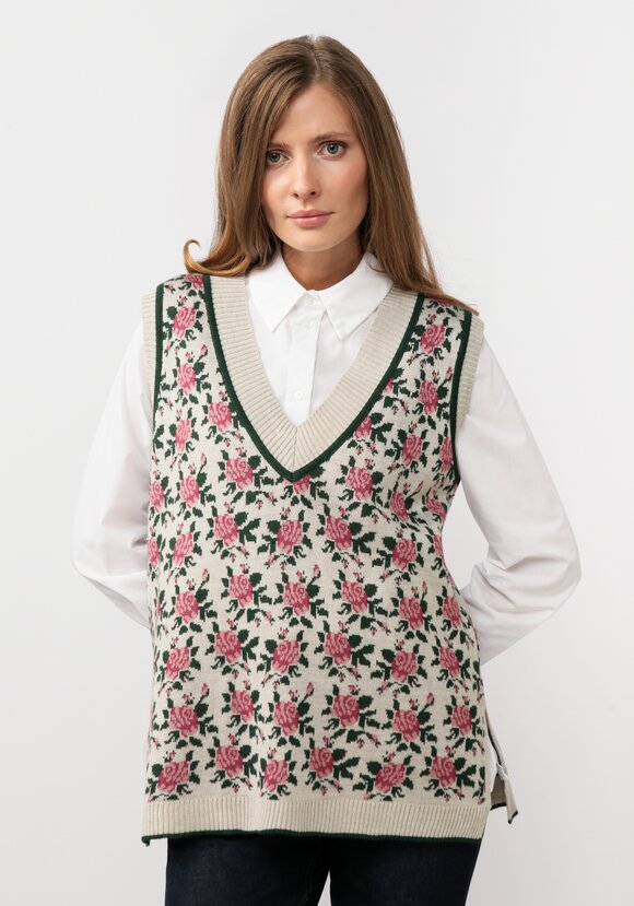 Жилет женский с цветочным рисунком шир.  580, рис. 16