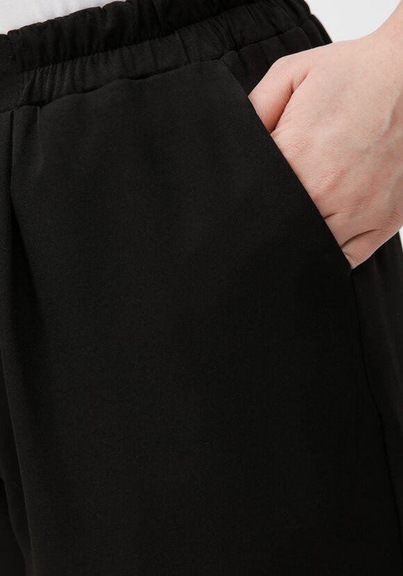 Брюки с карманами и резинкой на поясе шир.  580, рис. 5