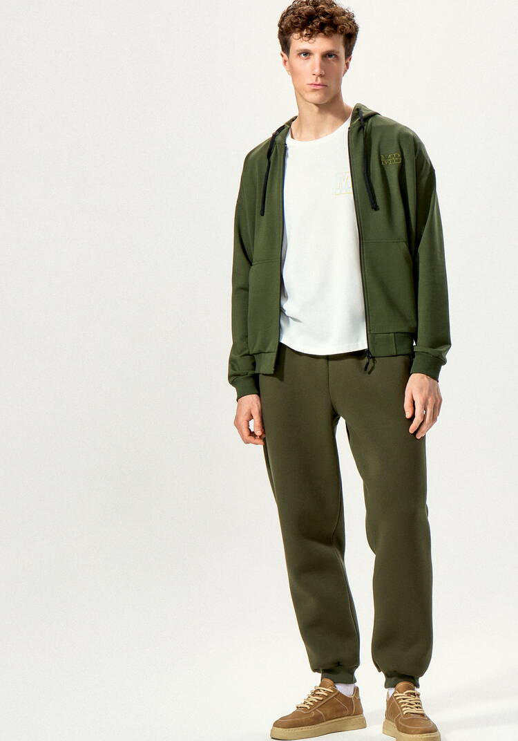 Толстовка с вышивкой шир.  750, рис. 10