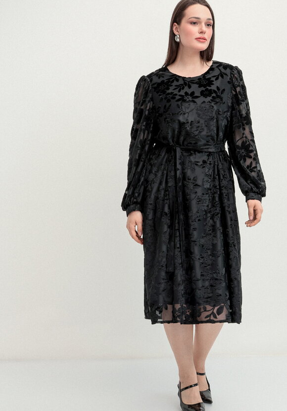 Платье с цветами из бархата шир.  580, рис. 9