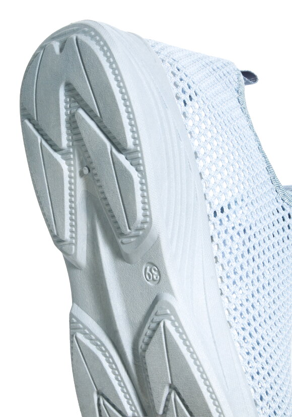 Кроссовки женские Находка шир.  580, рис. 32