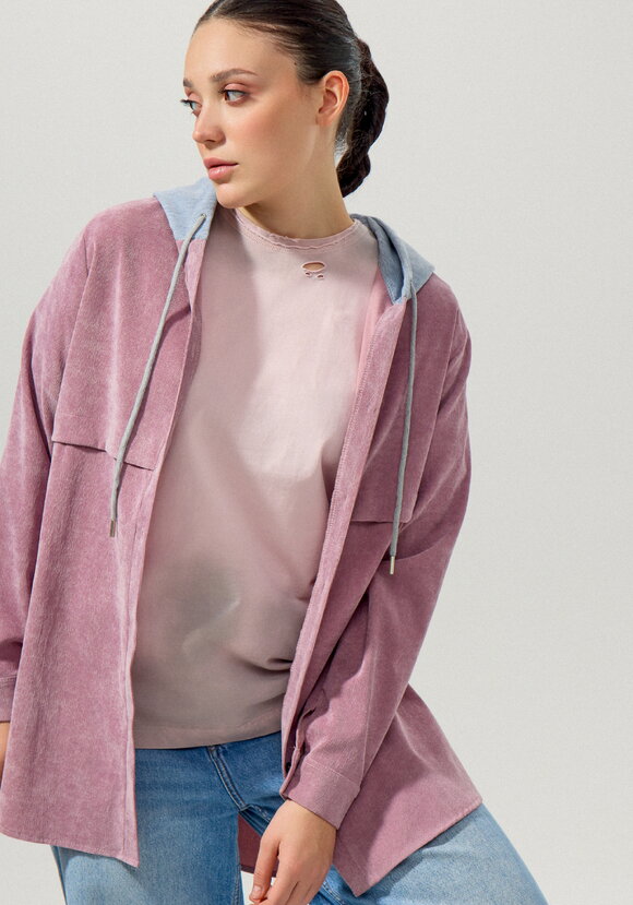 Рубашка из вельвета с капюшоном шир.  580, рис. 20