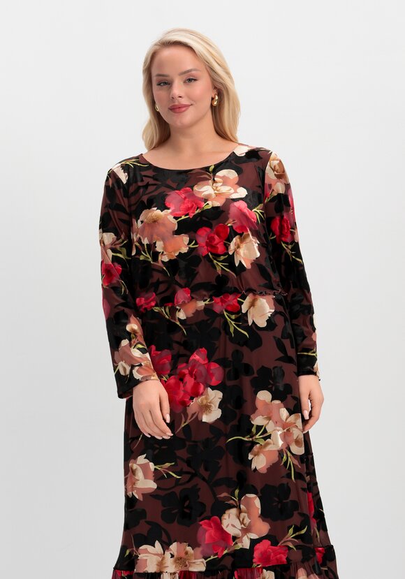 Платье А-силуэта с ярусами на подкладе — купить за руб в магазине Леомакс