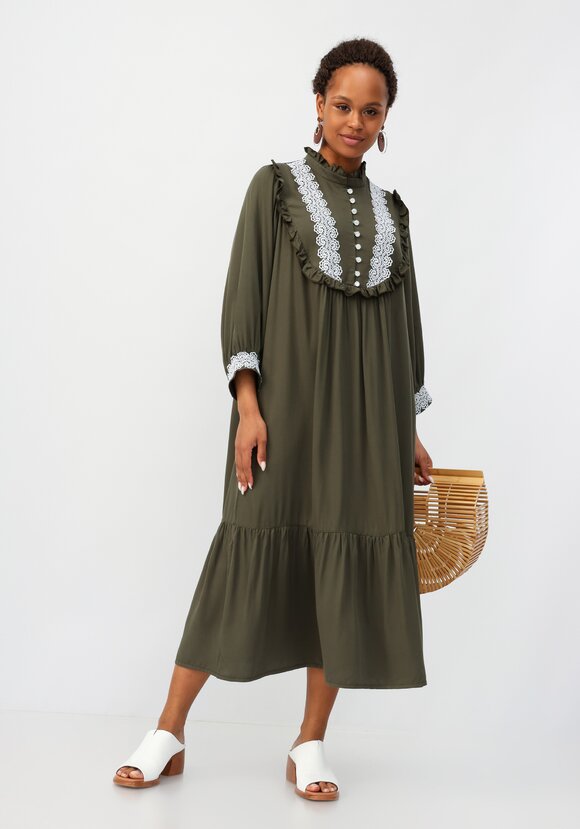 Платье с кружевом и ярусом по низу шир.  580, рис. 8