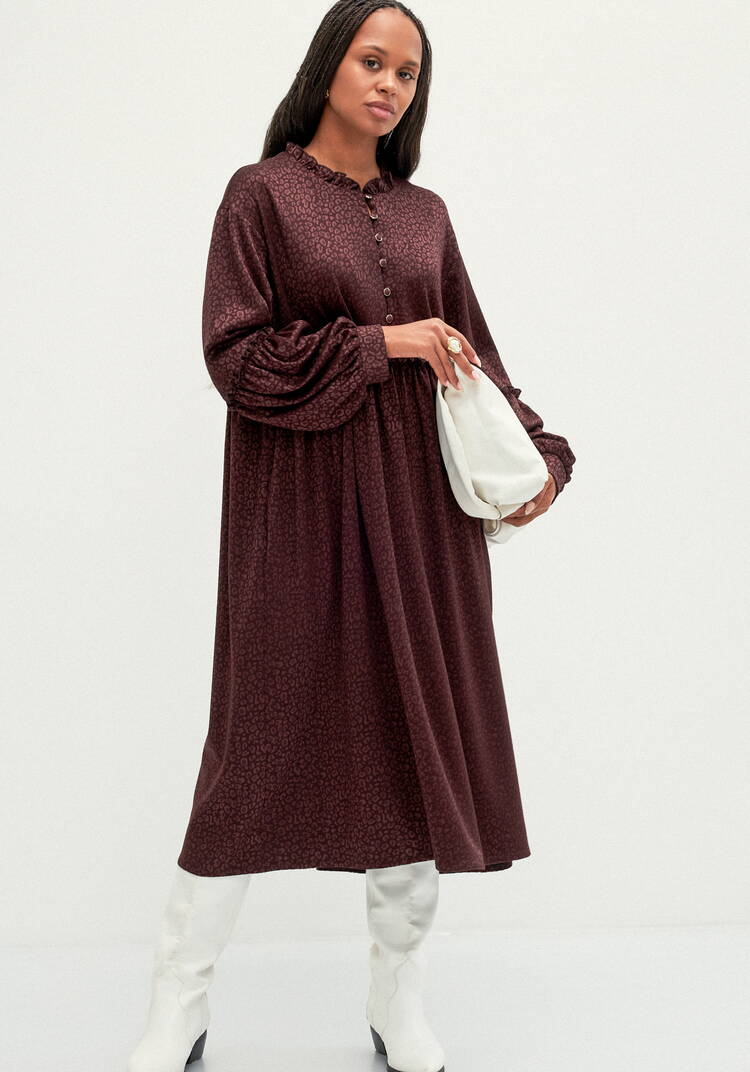 Платье свободного кроя с кокеткой шир.  750, рис. 17