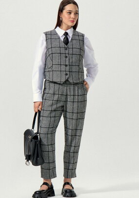 Брюки с боковыми карманами в клетку