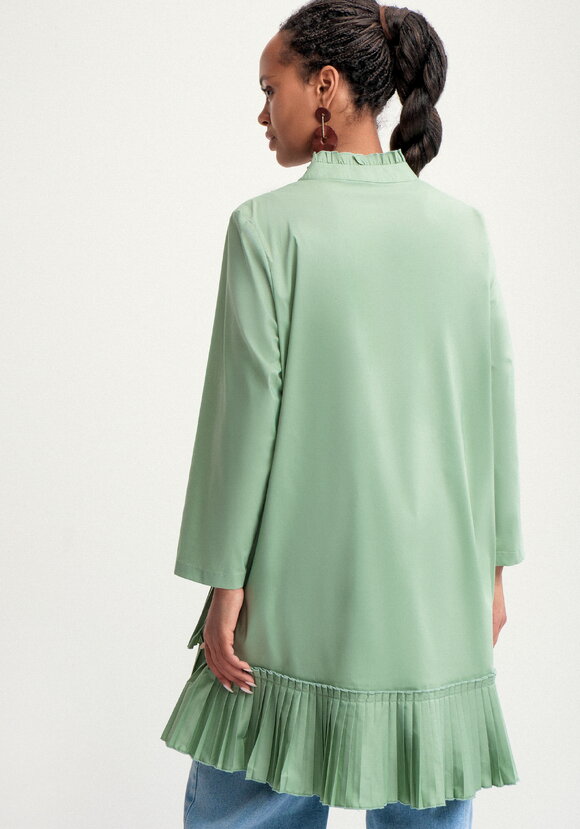 Туника с плиссированным воланом шир.  580, рис. 12