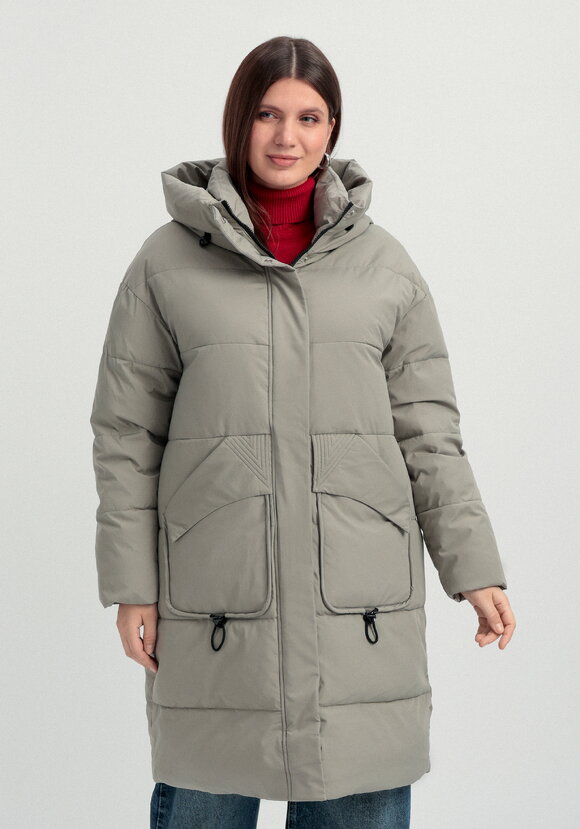 Пуховик стеганый с асимметричными карманами шир.  580, рис. 32