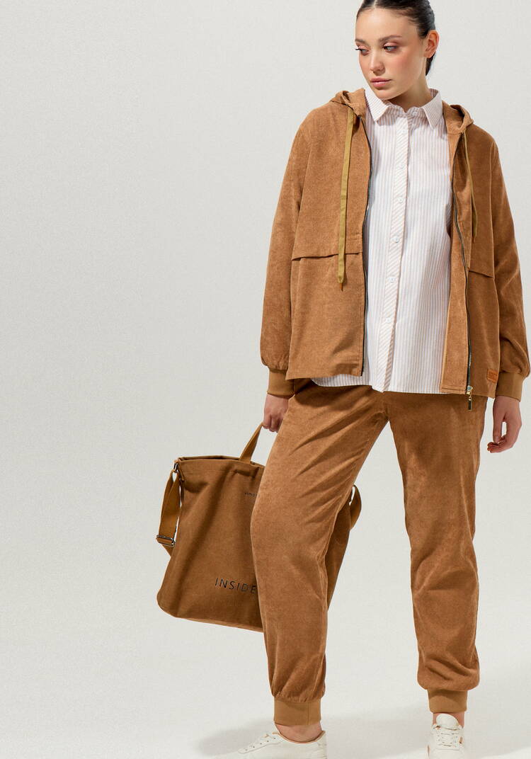 Брюки из микровельвета на резинке шир.  750, рис. 5