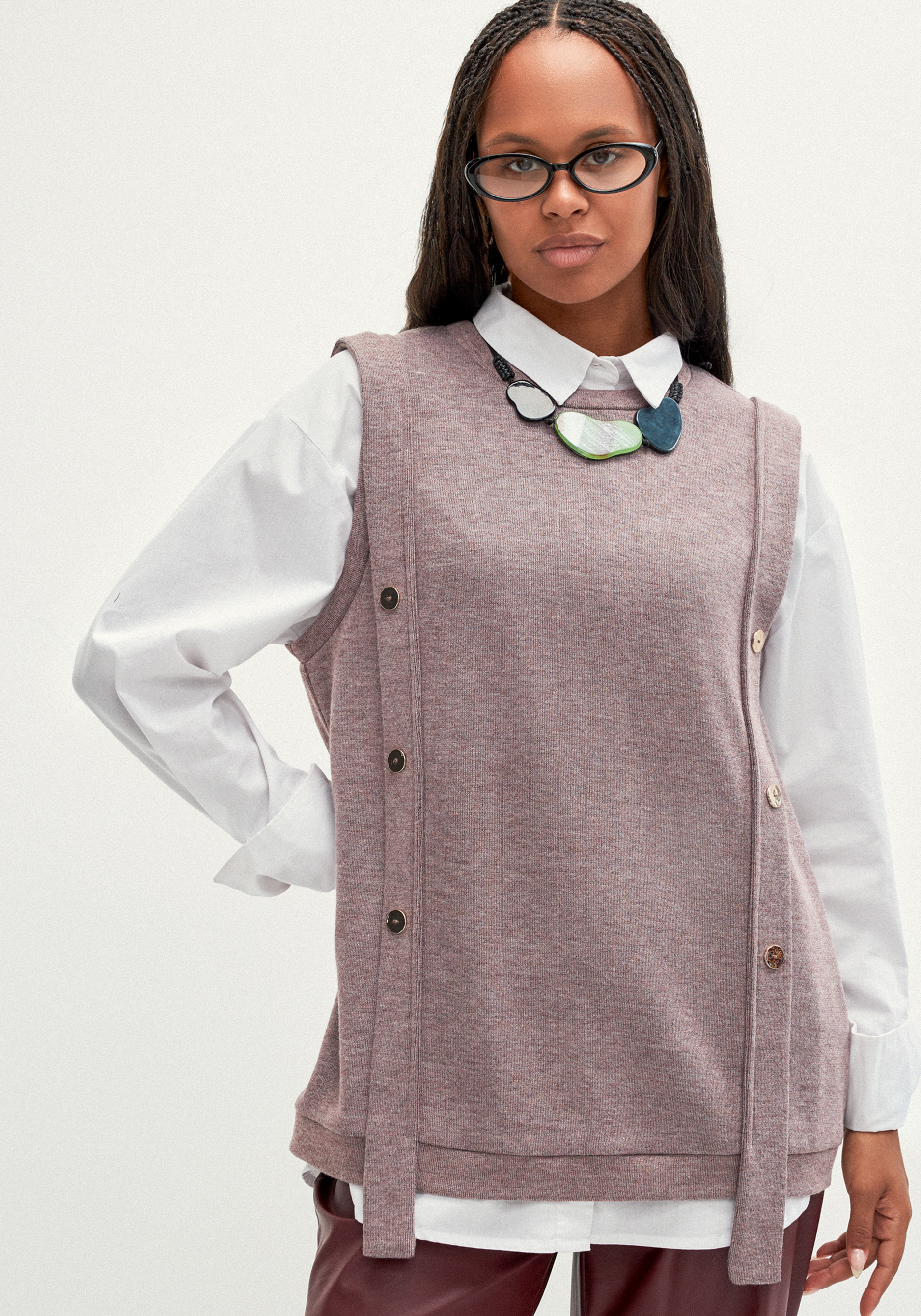 

Жилет трикотажный с пуговицами, Коричневый