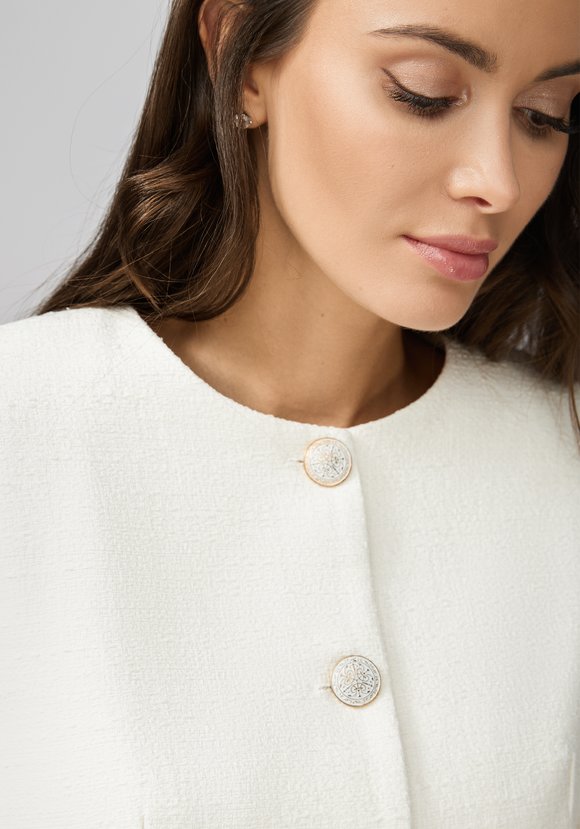 Жакет с вышивкой на рукаве шир.  580, рис. 15