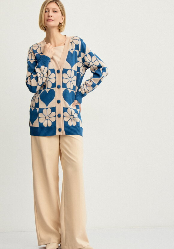 Кардиган прямой на пуговицах с рисунком шир.  580, рис. 16