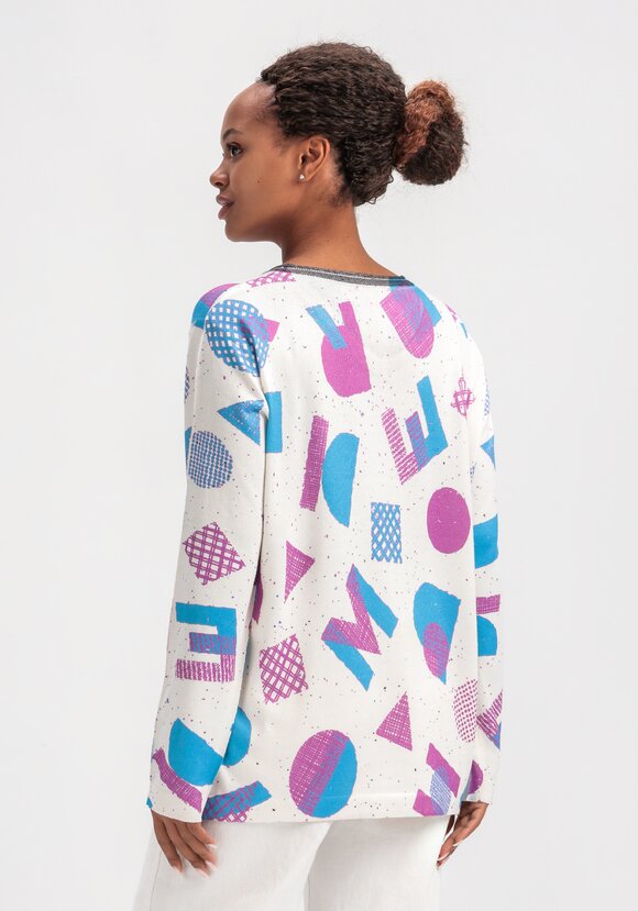 Джемпер с рисунком и стразами шир.  580, рис. 9