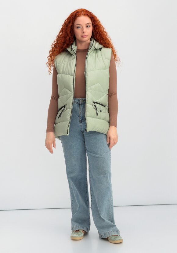 Жилет Сандра шир.  580, рис. 17