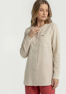 Рубашка на пуговицах из льна