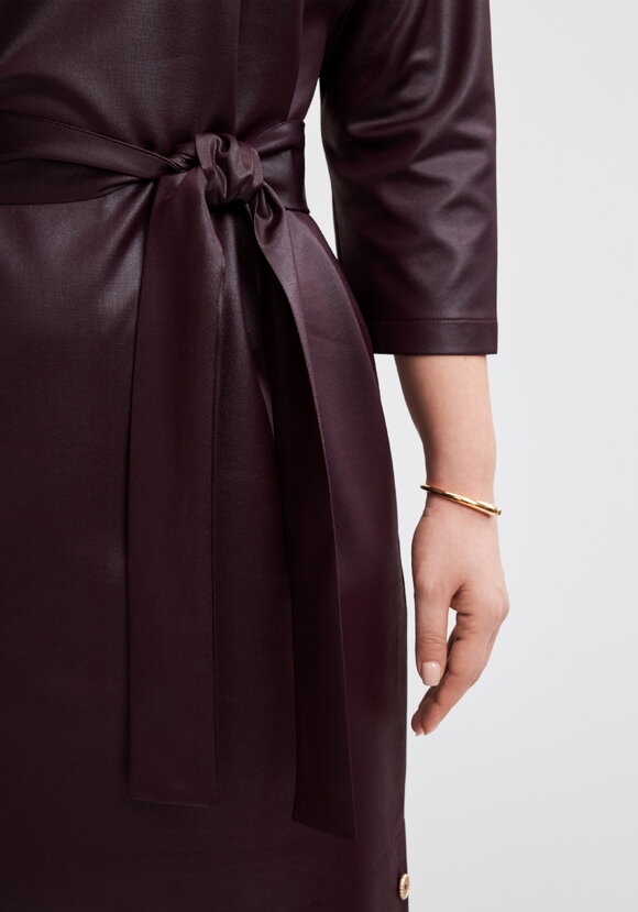 Платье с разрезами из трикотажа под кожу шир.  580, рис. 11