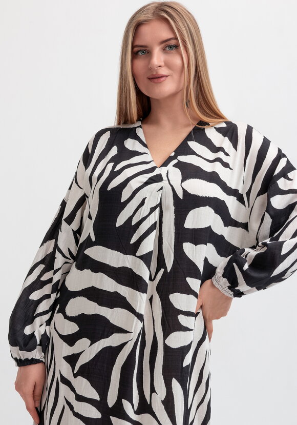 Платье макси с длинным рукавом шир.  580, рис. 2