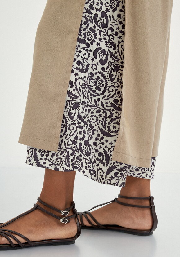 Брюки комбинированные длиной 7/8 шир.  580, рис. 5