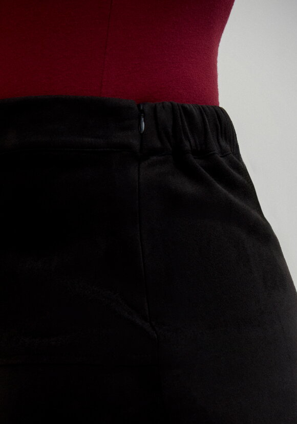 Юбка из экозамши на кокетке шир.  580, рис. 7