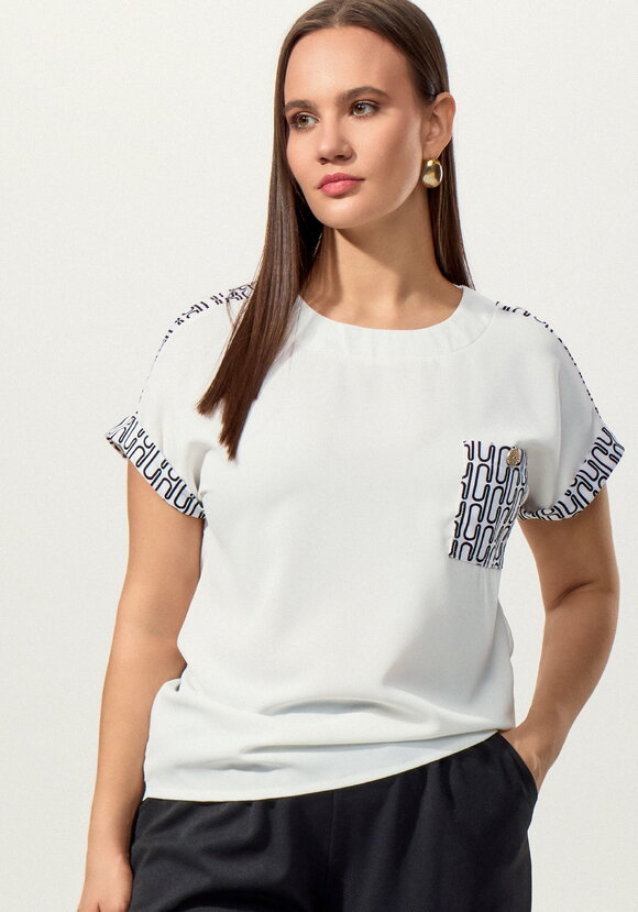 Блуза с боковым нагрудным карманом шир.  580, рис. 14