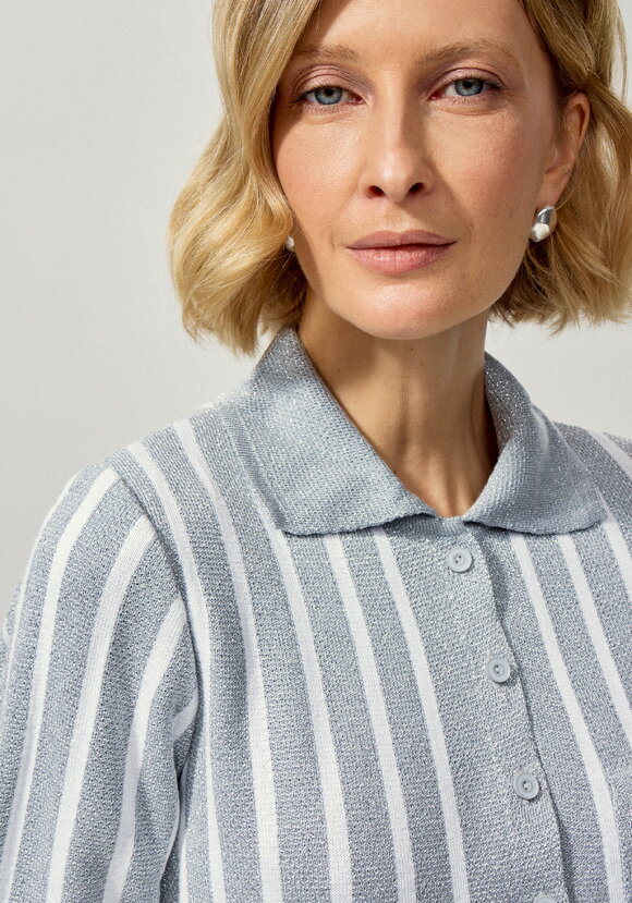 Футболка женская с застежкой-поло шир.  580, рис. 21