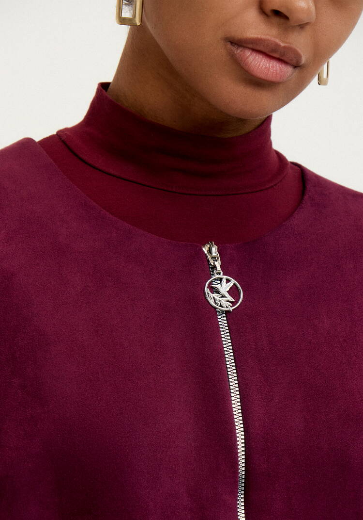 Жилет на молнии из замши шир.  750, рис. 5