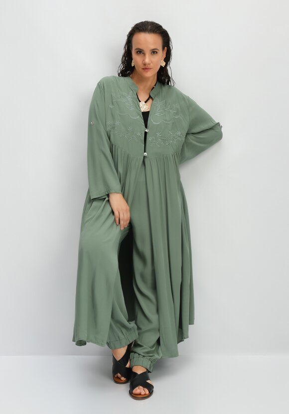 Рубашка удлиненная с вышивкой на кокетке шир.  580, рис. 18