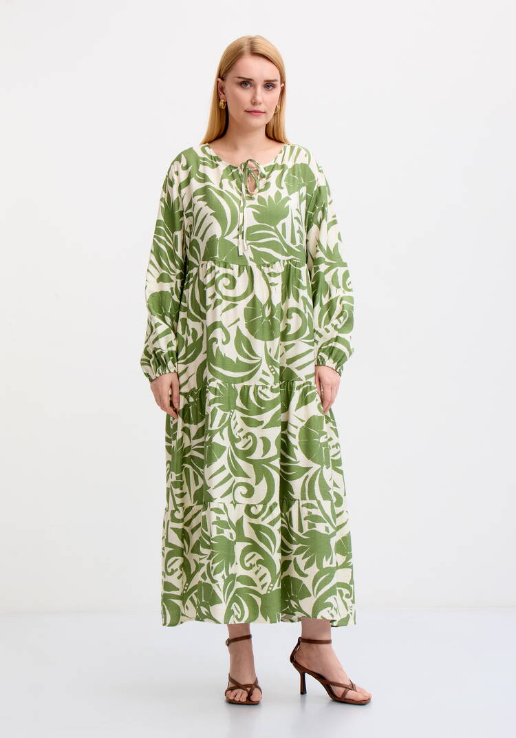 Платье расклешенного силуэта шир.  750, рис. 10