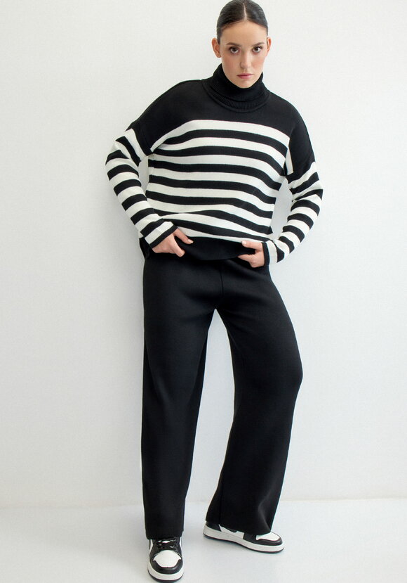 Свитер в полоску с высокой горловиной шир.  580, рис. 4