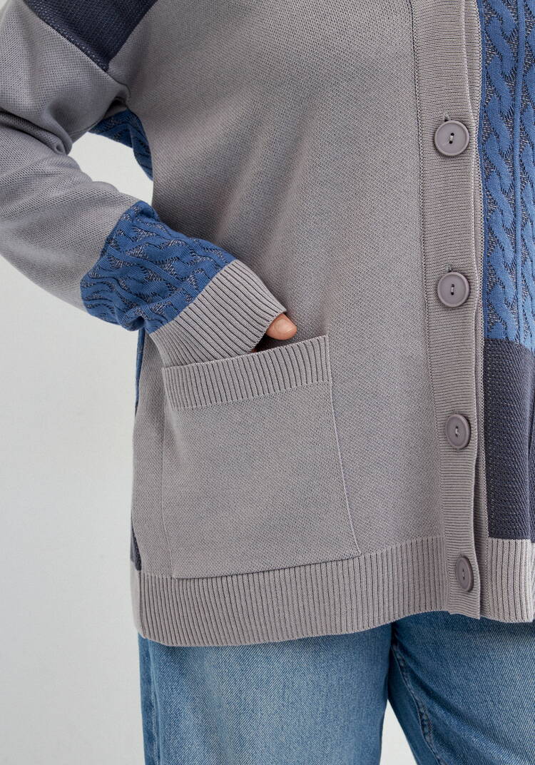 Кардиган с разноцветными вставками шир.  750, рис. 15