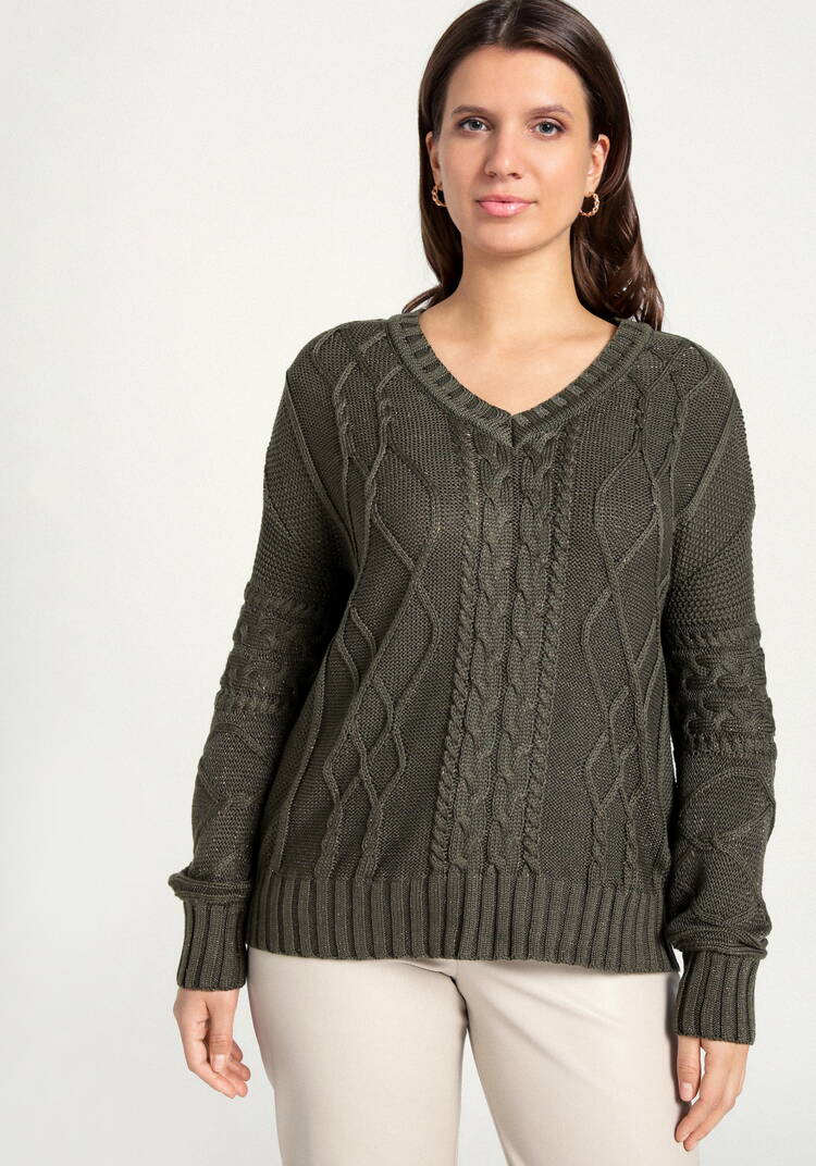 Джемпер с V-образным вырезом и косами шир.  750, рис. 30