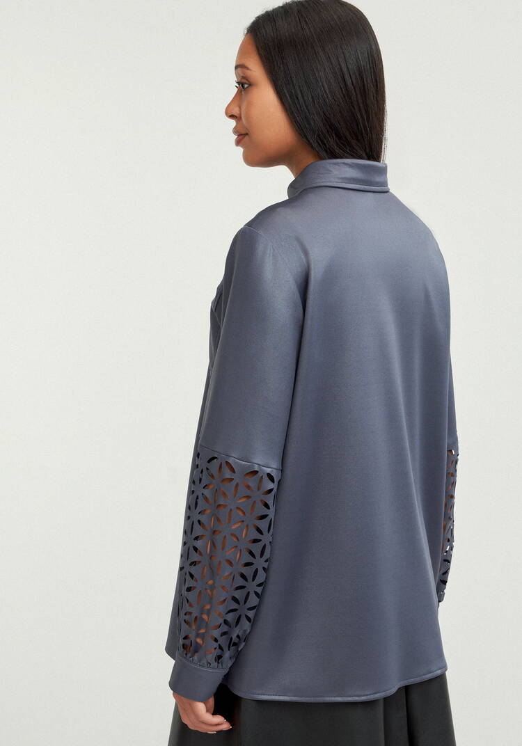 Блуза с перфорацией на рукавах шир.  750, рис. 3