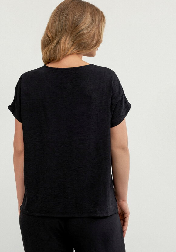 Блуза свободная со спущенным плечом шир.  580, рис. 4