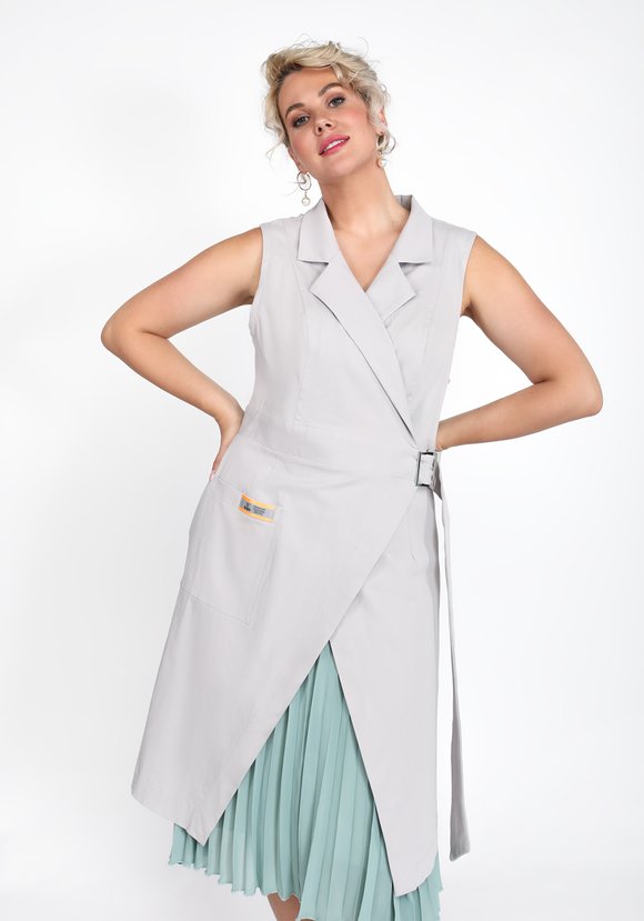 Жилет с запахом на поясе шир.  580, рис. 2