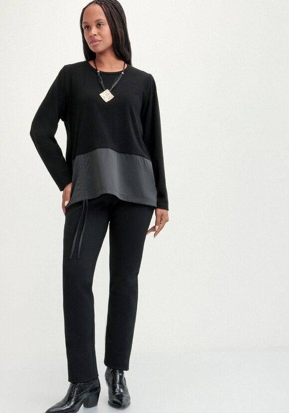 Блуза трикотажная из комбинированной ткани шир.  580, рис. 2