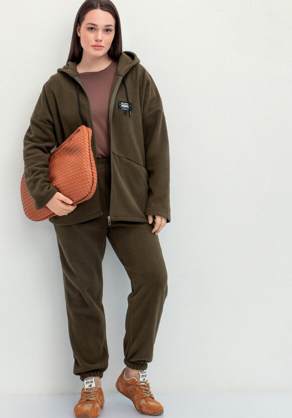 Толстовка из флиса с нашивкой на груди шир.  580, рис. 29