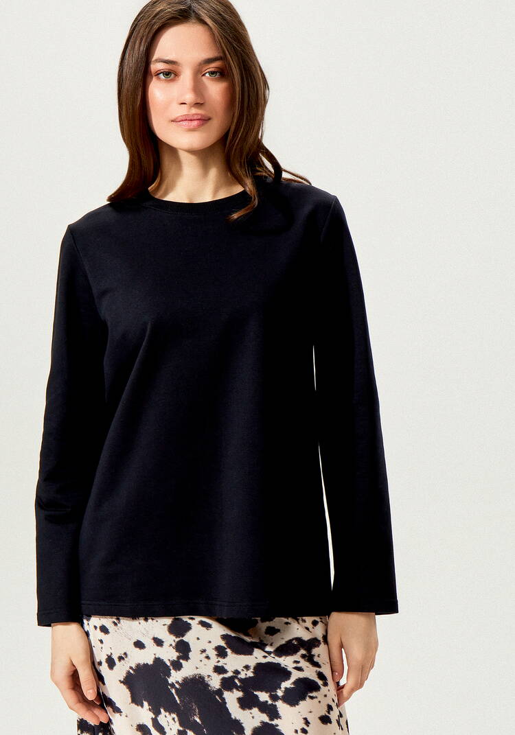 Лонгслив с нашивкой на спине шир.  750, рис. 38