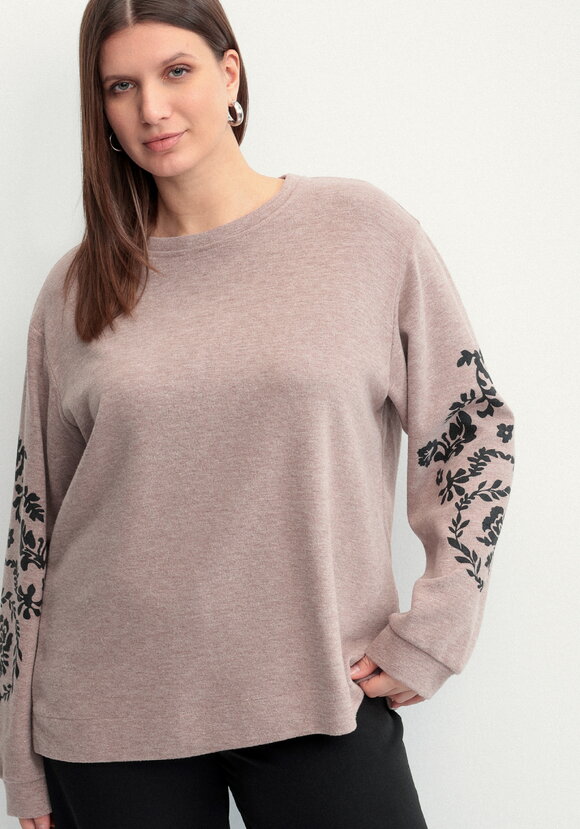 Свитшот с принтом на рукавах шир.  580, рис. 8