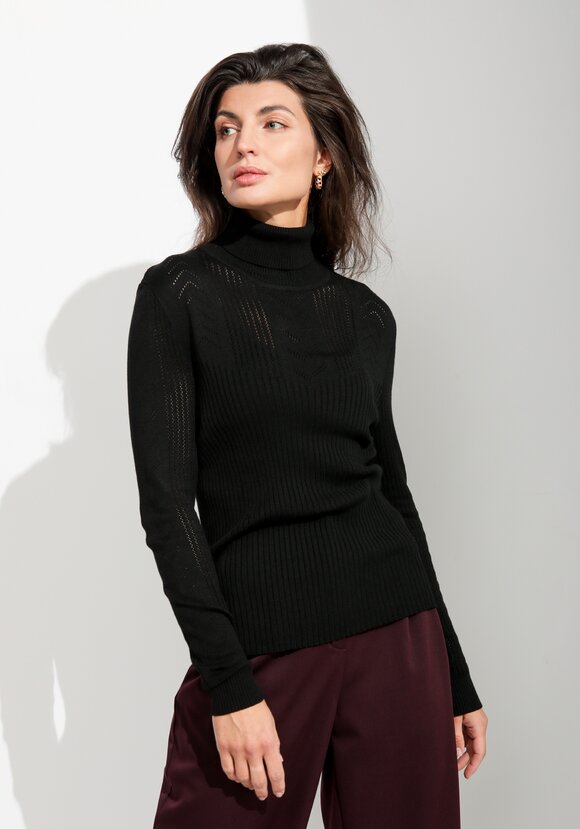 Водолазка из вискозы с ажурным узором шир.  580, рис. 34