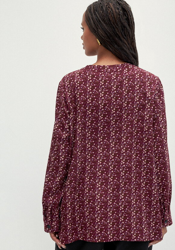 Блуза с оригинальными застежками шир.  580, рис. 3