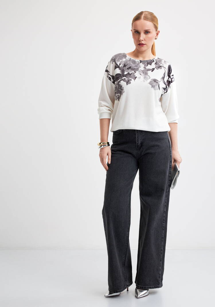 Джемпер Нежные цветы шир.  750, рис. 2