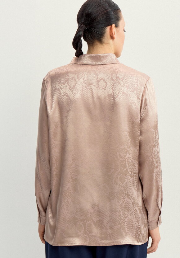 Блуза из шелка со змеиным принтом шир.  580, рис. 3