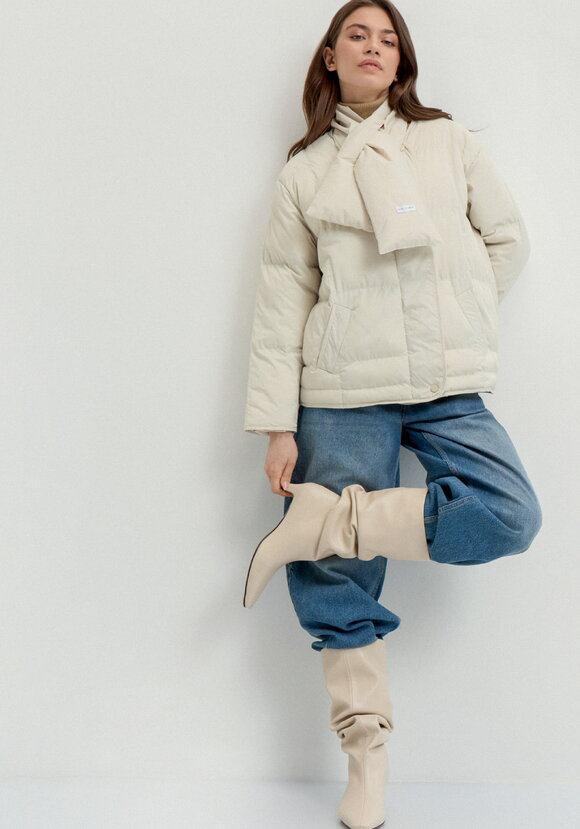 Куртка со съемным воротником шир.  580, рис. 11