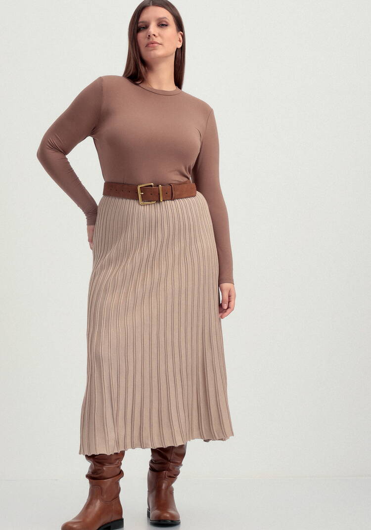 Юбка A-образного силуэта с имитацией плиссе шир.  750, рис. 15