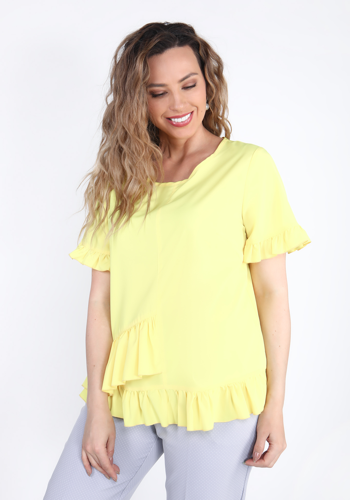 Блуза с рюшей