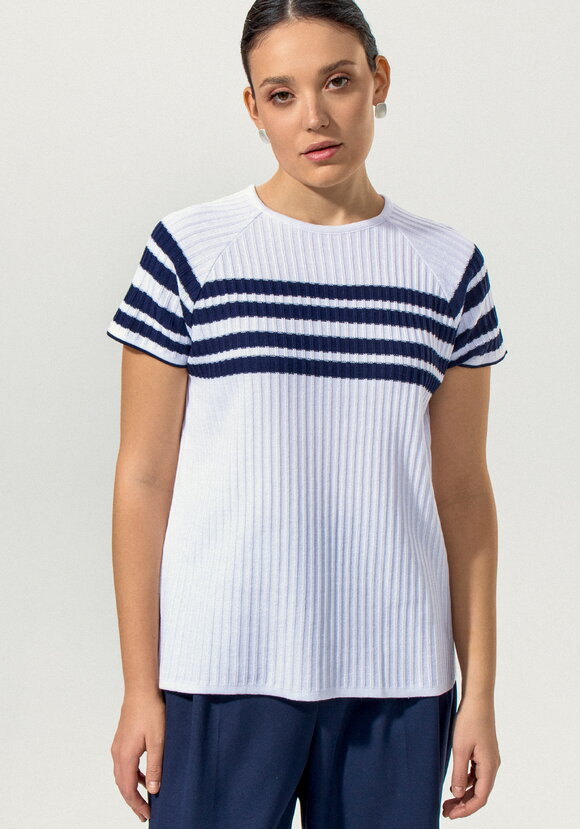 Джемпер с контрастными полосами на груди шир.  580, рис. 4