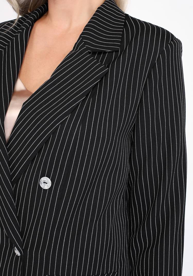 Жакет двубортный в полоску шир.  750, рис. 16